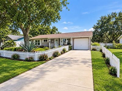 35 HICKORY TRACK WAY