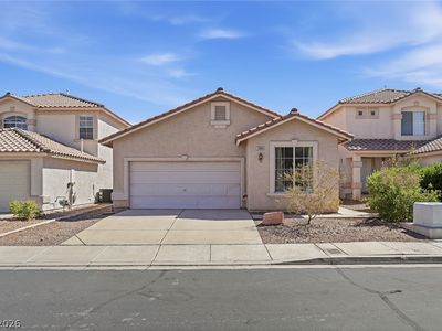 1069 Sweeping Ivy Ct