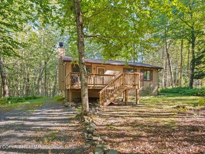 391 Berry Ln