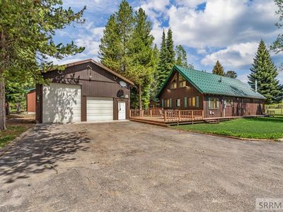 4013 Muskrat Rd