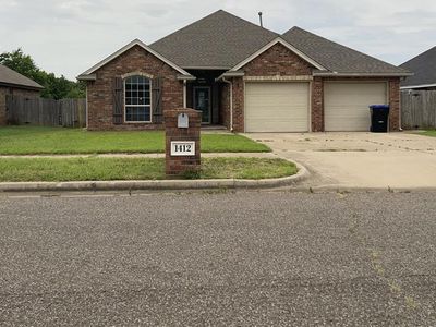 1412 Lexi Ln