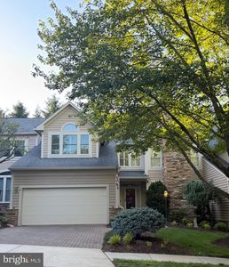 4 Spyglass Ct