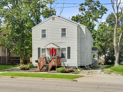 1207 S Main St