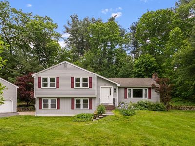 7 Banbury Dr