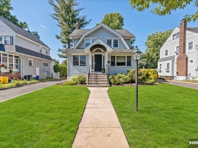312 Van Buren Ave