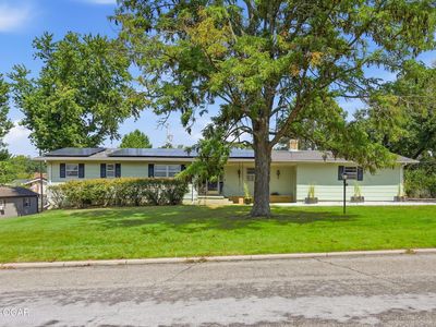 307 Plaza Dr