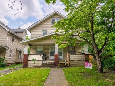 42-44 E Archwood Ave