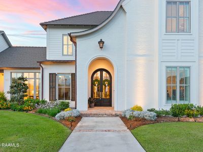 107 Pondside Dr