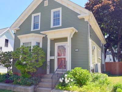 53 Russell Ave
