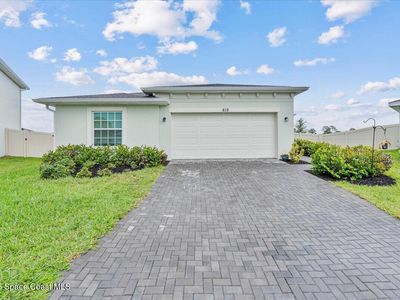 615 Dockside Dr SW