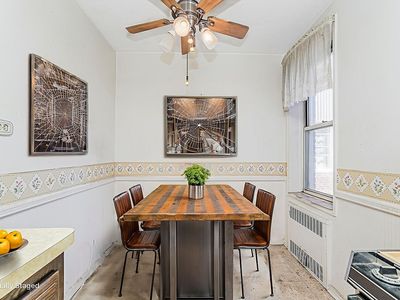 2514 E 7th St APT 6J