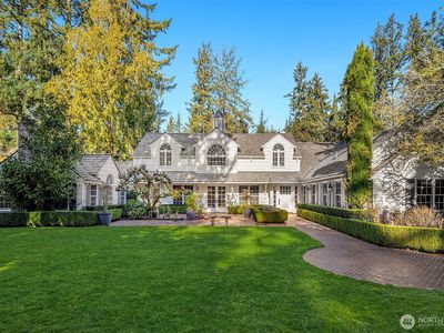 1135 Evergreen Point Rd