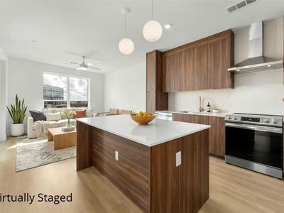 1701 Simond Ave #644
