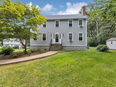 5 Strawberry Ln
