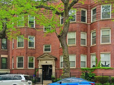 4032 S Calumet Ave APT 1S