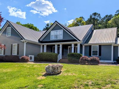 5683 Crooked Creek Dr