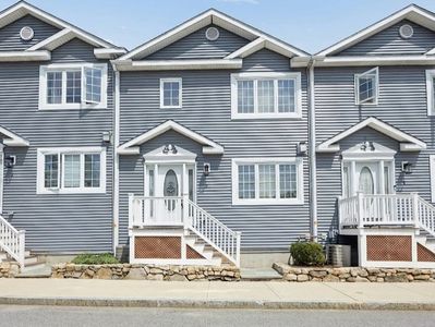 40 Myrtle St APT 3