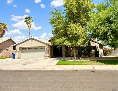 2117 S 33rd Dr