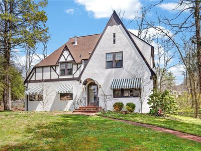 419 Cayuga Heights Rd