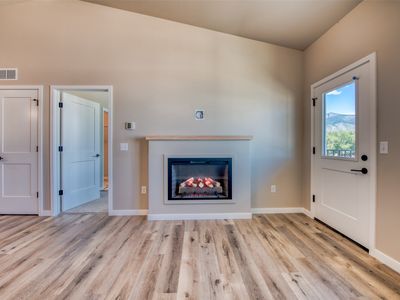 159 Canyon Falls Way #207