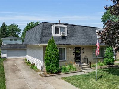 17 W Summerset Ln