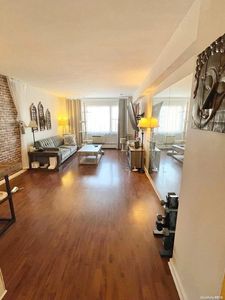 89-15 Parsons Blvd #12D