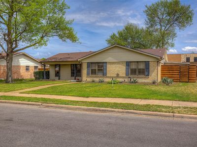 710 Colonial Dr
