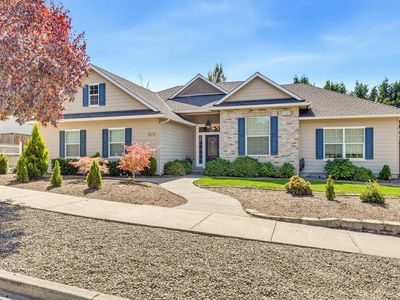 4126 Hemlock Dr