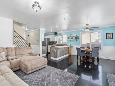 1488 N Clemente Way