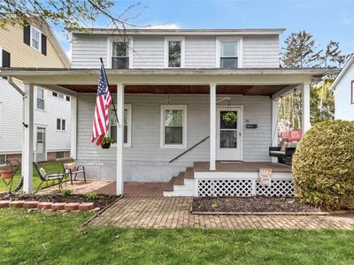 56 Maple St