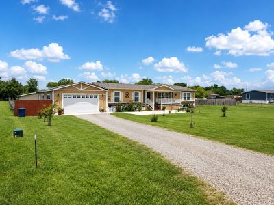 2823 Grays Prairie Ln