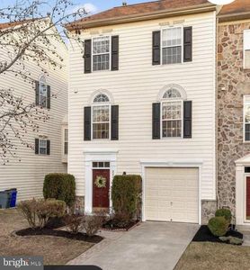 2209 Barnet Ct