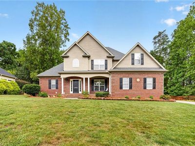 8915 Grove Park Dr