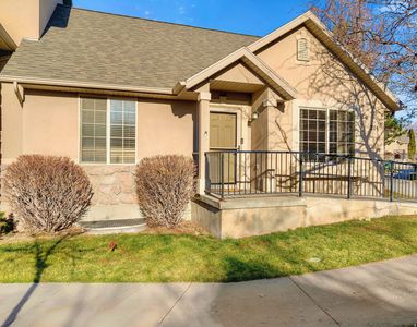 214 W Crescent View Ln N #109