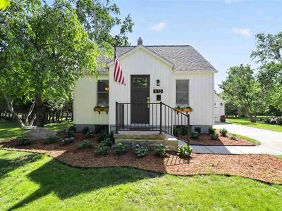 1115 Waukazoo Ave