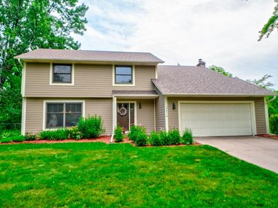 Property at 2414 Oakridge Ct, Stillwater, MN