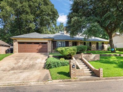 1212 Marigold Ln