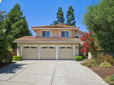 3276 Melanie Cir