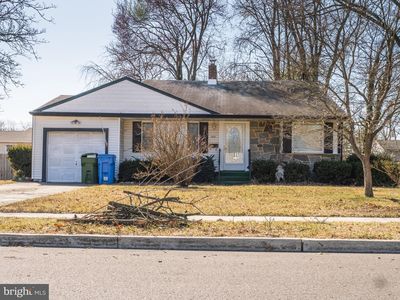 1531 N Bowling Green Dr