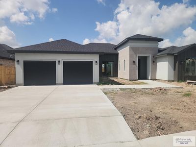 5912 Willow Palm Ct
