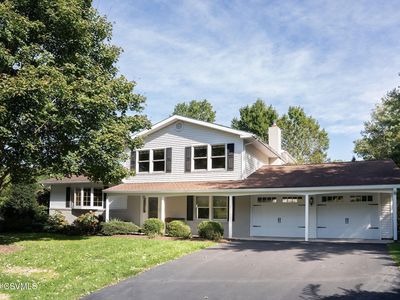 317 Hawthorne Dr