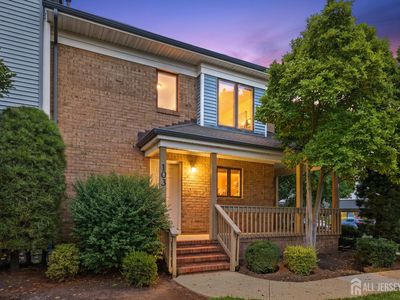 103 Peach St