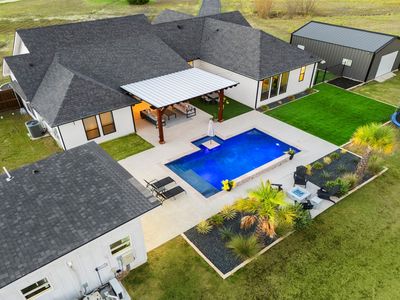 1220 Lynn Way