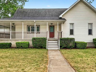 621 W Saginaw St