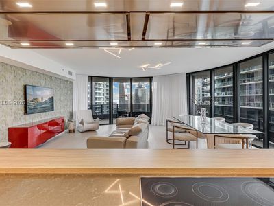 1000 Brickell Plz #3002