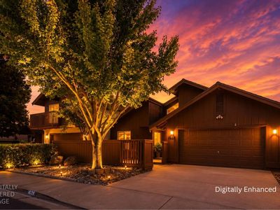 1828 Oak Leaf Dr