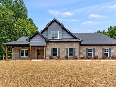 105 Kingsmill Ct