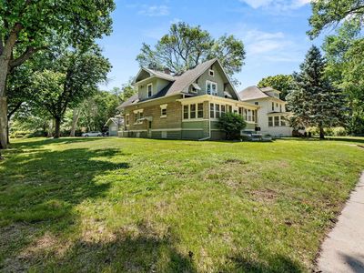 25 Willow St