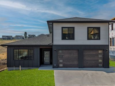 7135 Helenka Rose Dr