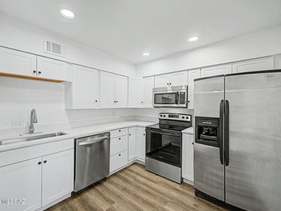 3960 E Flower St APT 38